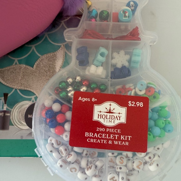 Girls 4 piece bundle - Picture 3 of 9